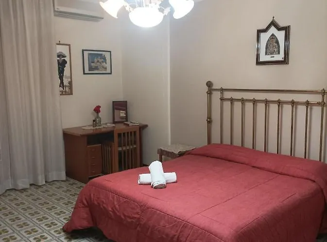 Pokoj s manželskou postelí velikosti king